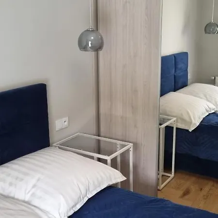 Apartament 3-pokojowy Z Tarasem アパート *